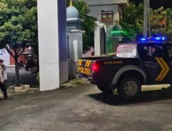 Progam Memuliakan Masjid, Anggota Polsek Kragan Rembang Laksanakan Patroli & Pam Sholat Subuh