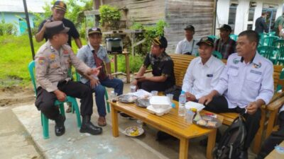 Satbinmas Polres Melawi Kalbar Sambang Kamtibmas di Desa Tanjung Tengang