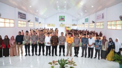 Tim Div Humas Polri Silaturahmi Kamtibmas Ke Pondok Pesantren Sultan Hasanuddin Gowa