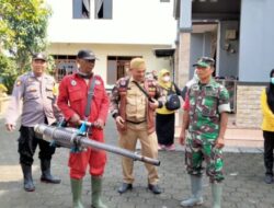 Waspada DBD, Bhabinkamtibmas Polsek Guntur Dampingi Petugas Fogging