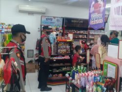 Beri Rasa Aman di Tempat Perbelanjaan Polsek Bonang Gelar Patroli