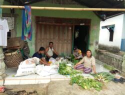 Bhabinkamtibmas Sambang Warga Desa Binaan Jalin Keakraban
