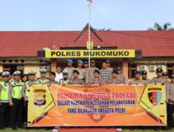 Bid Propam Polda Bengkulu Lakukan Sosialisasi Pembinaan Etika Polri di Polres Mukomuko