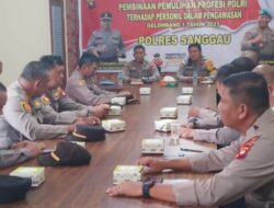 Bid Propam Polda Kalbar Gelar Pembinaan Pemulihan Profesi Polri di Polres Sanggau