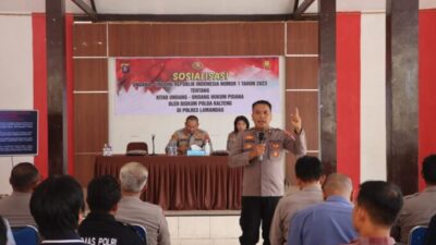 Bidkum Polda Kalimantan Tengah sosialisasikan KUHP di Polres Lamandau