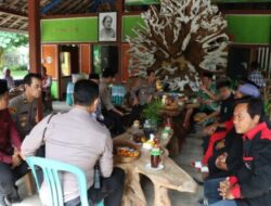 Jum’at Curhat Polres Rembang Kali ini di Selenggarakan di Taman Batik Akar Kartini Desa Bulu