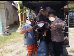 Jumpai Motor Warga Mogok, Anggota Polsek Sluke Bantu Antarkan Ke Bengkel