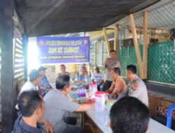 Kapolres BS Polda Bengkulu Menerima Keluhan Warga Dalam Program Jum’at Curhat