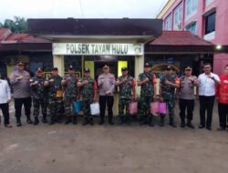 Kapolres Sanggau Kalbar Bersama Dandim Mengunjungi Polsek Tayan Hulu