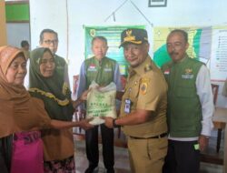 Korban Banjir Desa Kosekan Pati Dapat Bantuan 1,4 Ton Beras