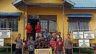 Larang Kegiatan PETI, Bhabinkamtibmas Polsek Silat Hilir Gelar Sosialisasi dan Himbauan Di Desa Perigi