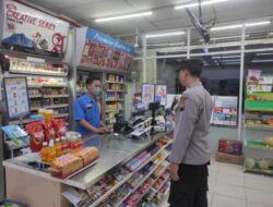 Patroli Sambang Minimarket Yang Buka 24 Jam, Polsek Sarang Antisipasi Aksi Kejahatan