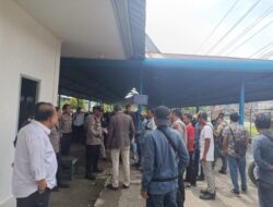 Pergudangan Bumi Raya Group Didatangi Pengurus TKKBM Cegah Bongkar Muat Sebelum Final Rapat Internal