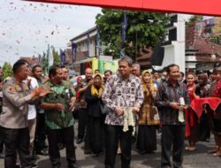 Polres Banjarnegara Lakukan Pengamanan Acara UMK Expo Hari Jadi Kabupaten Banjarnegara Ke-452