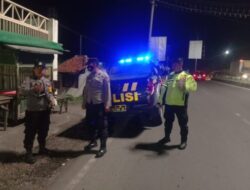 Cegah Aksi Kriminalitas, Polsek Mranggen Sisiri Jalanan Sepi Pada Tengah Malam