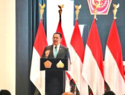 Berikan Pembekalan Umum Rapim TNI-Polri, Ketua MPR RI Bamsoet Ingatkan Pentingnya Haluan Negara dan Empat Pilar Kebangsaan
