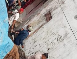Rumah Longsor, Polsek dan Koramil Jambu Gotong Royong Bersihkan Matreal