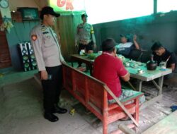 Sambang Warkop, Patroli Polsek Pancur Sampaikan Himbauan Kamtibmas