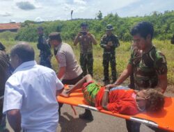 TNI-Polri Evakuasi Warga dari Teror KKB Pakai Heli