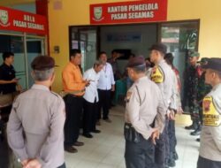 TNI – Polri di Purbalingga Pantau Operasi Pasar Beras di Pasar Segamas