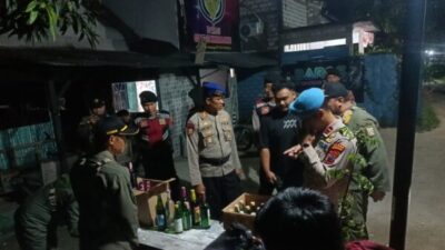 Personil Gabungan TNI-Polri & Satpol PP Rembang gelar operasi pekat berantas pengedaran miras