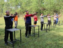 266 Anggota Polres Rembang Menjalani Latihan Menembak Pagi Ini