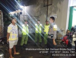 Bhabinkamtibmas Polsek Jepara Kota dan Linmas Jalin Sinergi Dengan Patroli Malam Bersama