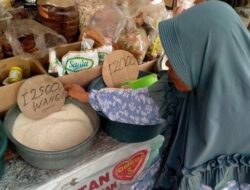 Harga Beras Meroket Jadi Rp 15.000 Per Kilogram, Pedagang di Pasar Bulu Semarang Mengeluh