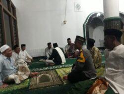 Ikut Memakmurkan Masjid Di Bulan Ramadhan, Bhabinkamtibmas Polsek Wedung Laksanakan Tarawih Keliling