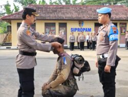 Kabaglog Menutup Tradisi Pembaretan 14 Bintara Remaja Kepolisian Resor Rembang