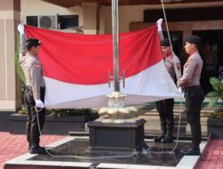 Kepolisian Resor Banjarnegara Menyelenggarakan Upacara Bendera Bulan Maret 2023