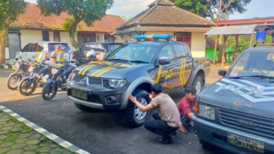 Pemeriksaan Rutin Kendaraan Dinas di Batang Dilakukan untuk Menunjang Kegiatan Polisi