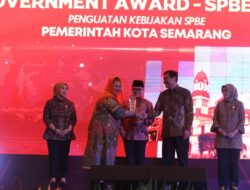 Pemkot Semarang Dianugerahi Penghargaan Penguatan SPBE Oleh Kementerian PAN-RB