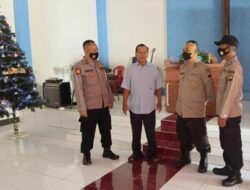 Personel Polsek Sayung Berpatroli dan Memberi Himbauan Kamtibmas ke Rumah Ibadah Isa Almasih