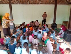 Kunjungi TK Kartika Sari Mondoteko, Polres Rembang Memberikan Pesan Kepada Pendidik Untuk Menanamkan Pendidikan Yang Baik