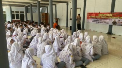 Polres Rembang Laksanakan Sosialisasi Penerimaan Polri 2023 Kepada Pelajar Sebagai Upaya Jaring Animo Pendaftar