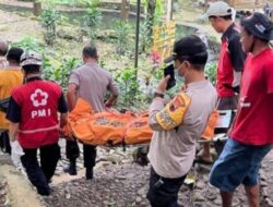 Polres Semarang Lakukan Evakuasi Temuan Mayat Gantung Diri di Curug Semirang