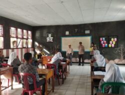 Sat Binmas Polres Mukomuko Sambang Sekolah, Berikan Penyuluhan Bahaya Narkoba Dan Kenakalan Remaja
