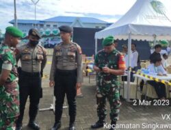 TNI Polri Bersinergi, Polsek Singkawang Mengamankan Pasar Murah dan Bazar UMKM PT.Pengadaian Kalimantan Barat