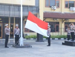 Polres Rembang Menggelar Upacara Hari Kesadaran Nasional yang di Ampu Para Bintara