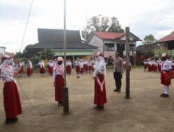 Kunjungan ke SDN 1 Nanga Bulik, Wakapolres Lamandau Jadi Pembina Upacara