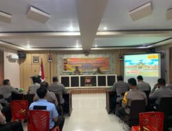 Wakapolres Landak Memimpin Apel Gelar Pasukan Operasi Bina Karuna Kapuas 2023