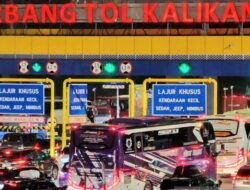 Arus Mudik Kendaraan di Gerbang Tol Kalikangkung Semarang Makin Padat