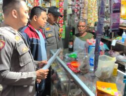 Cegah Penjualan Miras, Anggota Polsek Karanganyar Himbau Pemilik Warung