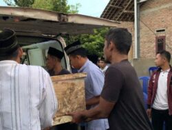 Jenazah Pasutri Korban Pengganda Uang Asal Pesawaran Lampung Tiba di Rumah Duka