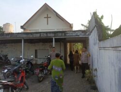 Kapolsek Guntur Demak Tempatkan Personil Di Gereja Untuk Menggelar Pengamanan