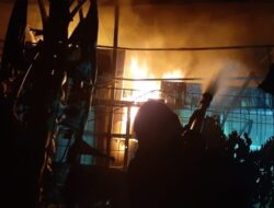 Kios Durian di Semarang Terbakar, Kerugian Ditaksir Mencapai Rp 1 Miliar