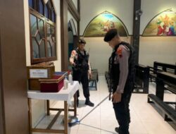 Lakukan Sterilisasi Gereja, Polisi Batang Jamin Keamanan Perayaan Paskah