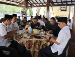 Lebaran Hari Kedua, Kapolres Rembang Gelar Halal Bihalal Di Rumah Dinas