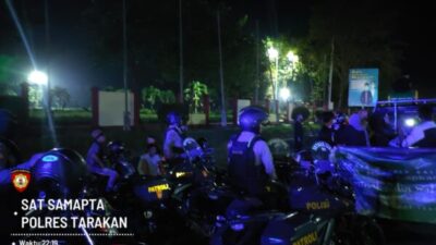 Patroli Sat Samapta Polres Tarakan menyusuri pemukiman masyarakat